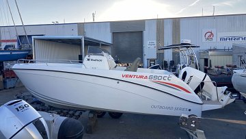 A2M by YES, Port Camargue / Grau-du-roi : 690 cc VENTURA