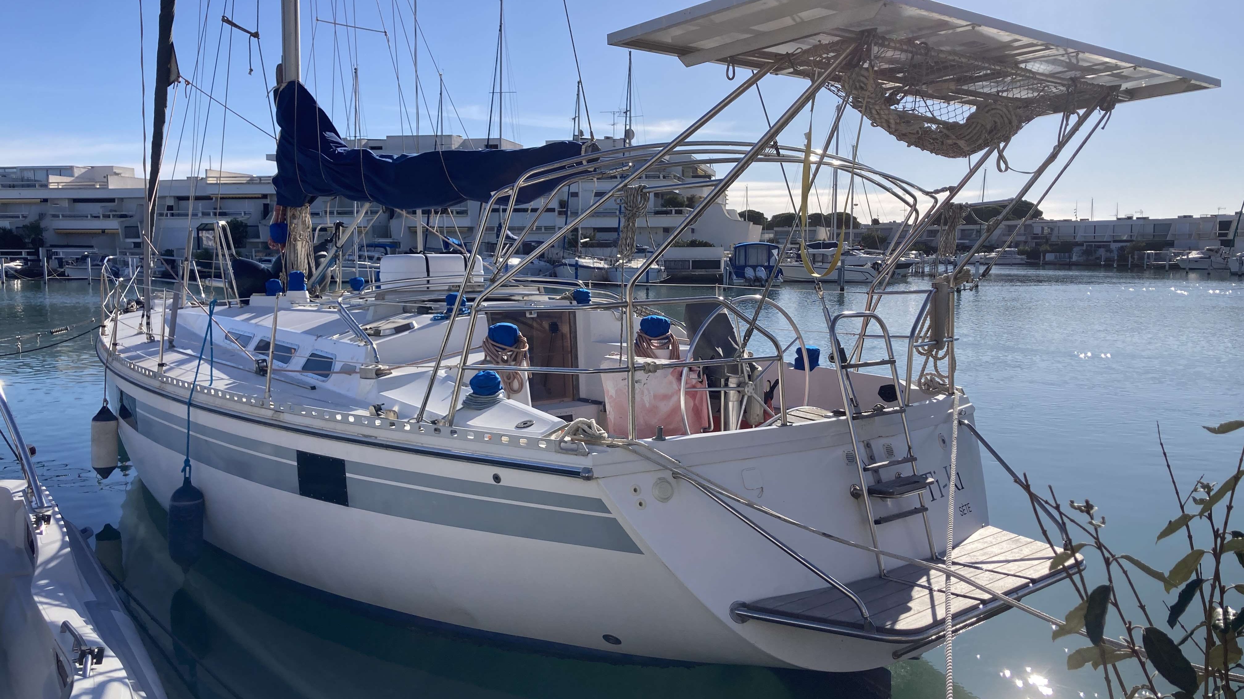 A2M by YES, Port Camargue / Grau-du-roi : GIB SEA 126