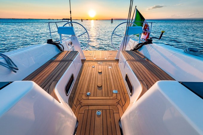Italia Yacht 12.98